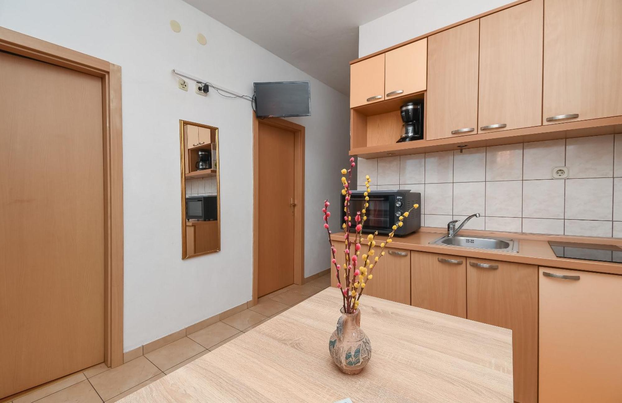 מסליניצה Apartments Toni מראה חיצוני תמונה