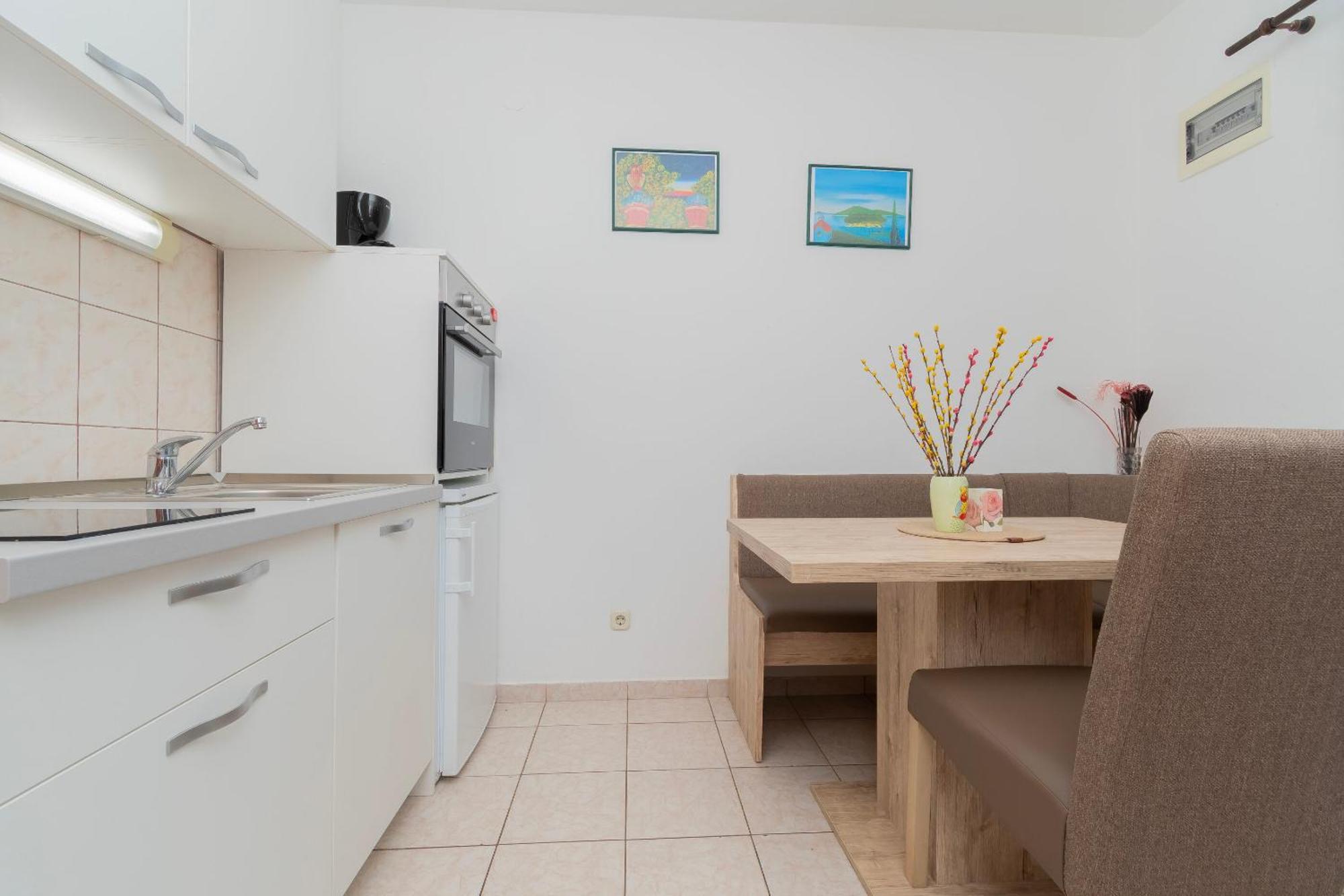 מסליניצה Apartments Toni מראה חיצוני תמונה
