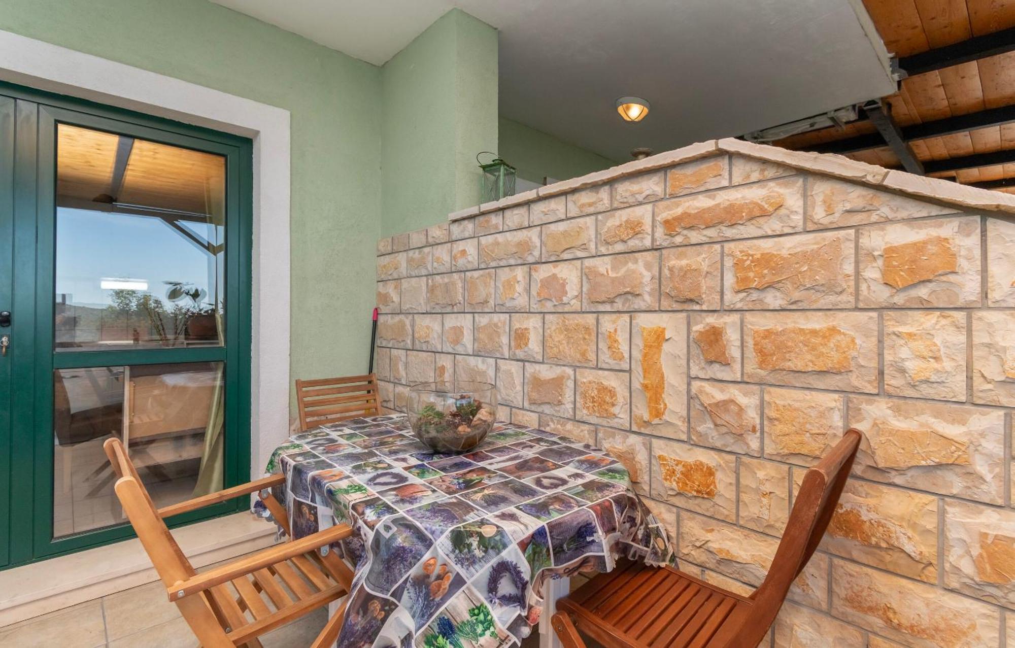 מסליניצה Apartments Toni מראה חיצוני תמונה